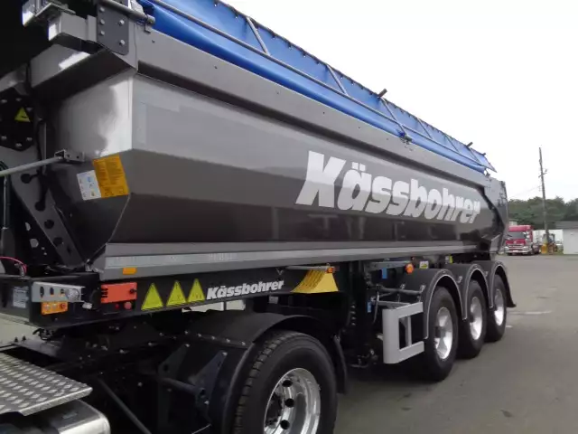 令和05年02月中古大型トラクタヘッド日産UDクオンの画像22