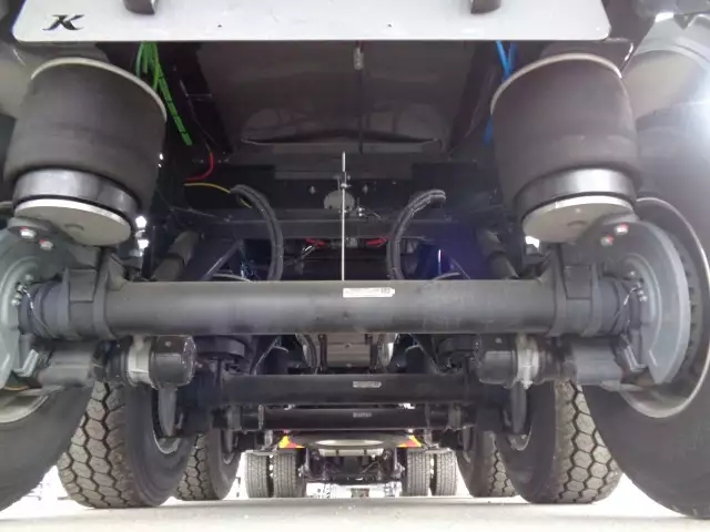 令和05年02月中古大型トラクタヘッド日産UDクオンの画像26