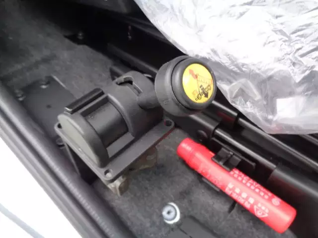 令和05年02月中古大型トラクタヘッド日産UDクオンの画像54