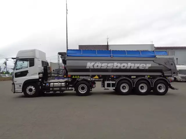 令和05年02月中古大型トラクタヘッド日産UDクオンの画像8