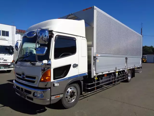 平成28年09月中古増トンアルミバン・ウィング日野レンジャーの画像1