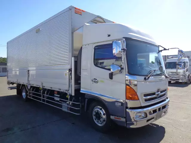 平成28年09月中古増トンアルミバン・ウィング日野レンジャーの画像3