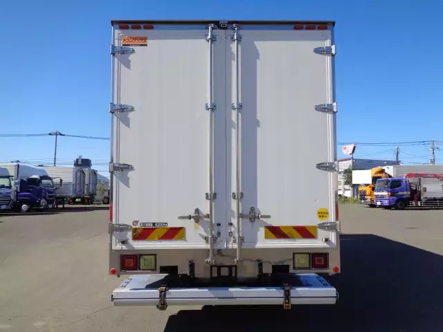 平成28年09月中古増トンアルミバン・ウィング日野レンジャーの画像6