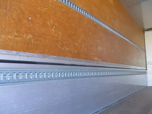 平成28年11月中古中型アルミバン・ウィング日野レンジャーの画像26