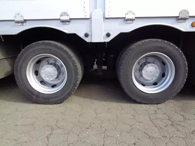 平成25年08月中古大型平ボディ日産UDクオンの画像22