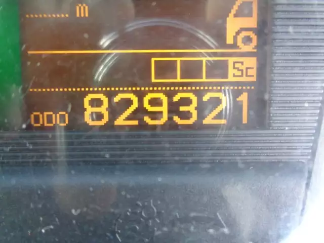 平成25年08月中古大型平ボディ日産UDクオンの画像31