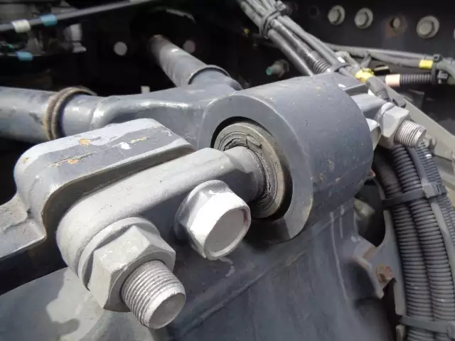 平成28年09月中古大型トラクタヘッド日野プロフィアの画像16