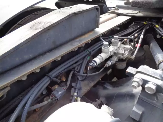 平成28年09月中古大型トラクタヘッド日野プロフィアの画像17