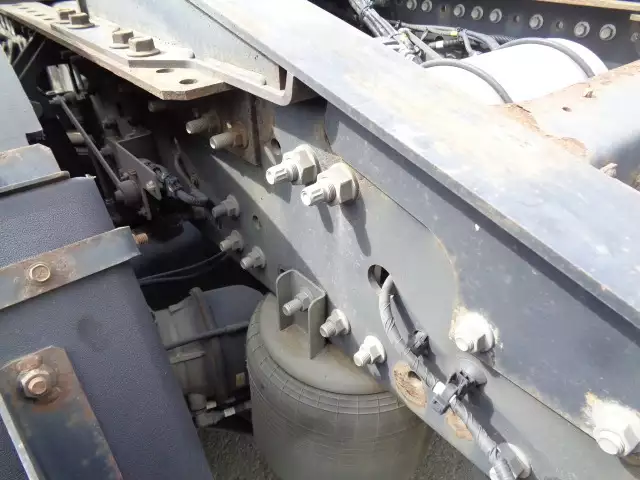 平成28年09月中古大型トラクタヘッド日野プロフィアの画像18