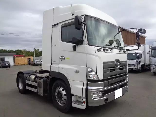 平成28年09月中古大型トラクタヘッド日野プロフィアの画像3