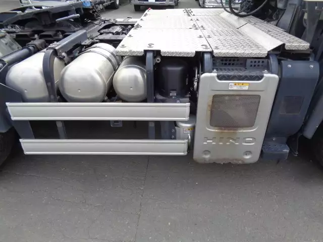 平成28年09月中古大型トラクタヘッド日野プロフィアの画像23