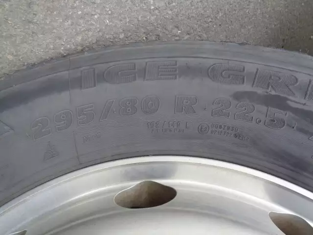 平成28年09月中古大型トラクタヘッド日野プロフィアの画像25