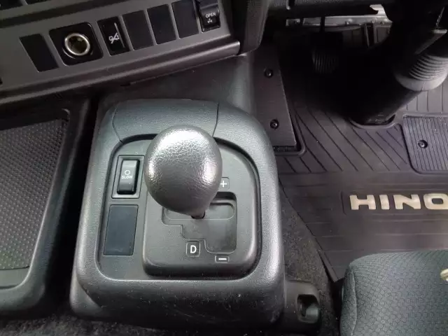平成28年09月中古大型トラクタヘッド日野プロフィアの画像32