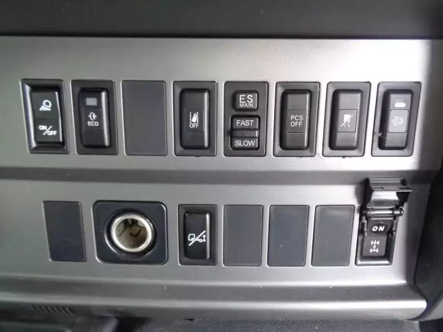 平成28年09月中古大型トラクタヘッド日野プロフィアの画像37