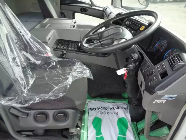 平成28年06月中古大型トラクタヘッド三菱ふそうスーパーグレートの画像26