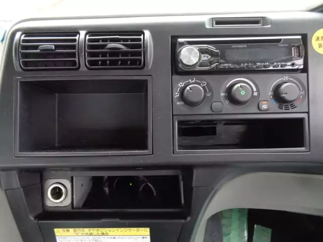 平成28年06月中古大型トラクタヘッド三菱ふそうスーパーグレートの画像32