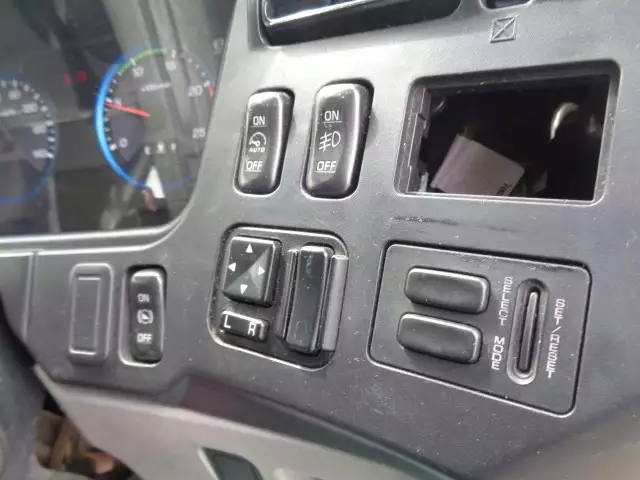 平成28年06月中古大型トラクタヘッド三菱ふそうスーパーグレートの画像33