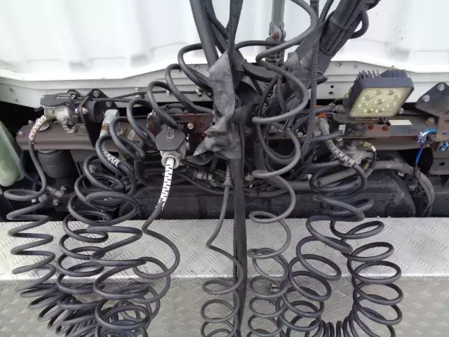 平成28年06月中古大型トラクタヘッド三菱ふそうスーパーグレートの画像10