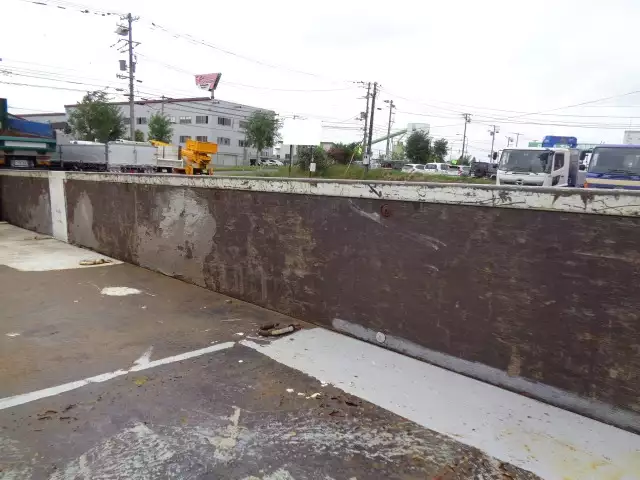 平成18年06月中古小型クレーン付三菱ふそうキャンターの画像18