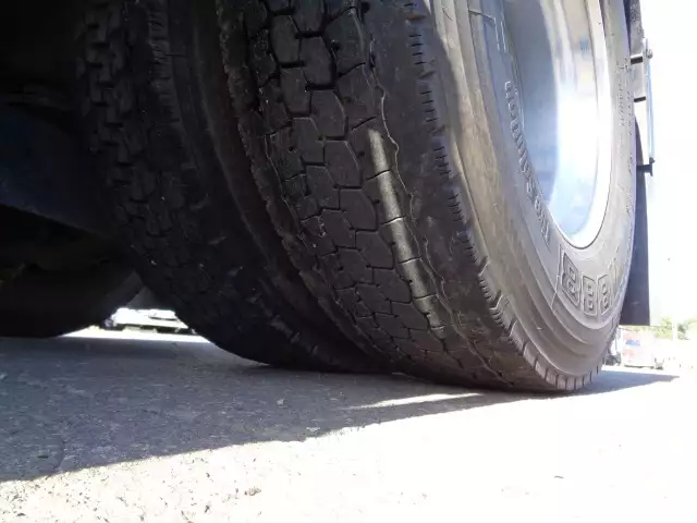 平成28年11月中古大型トラクタヘッドいすゞギガの画像15