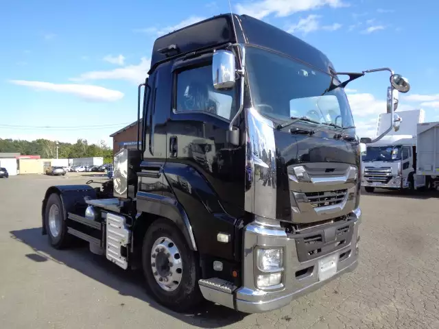 平成28年11月中古大型トラクタヘッドいすゞギガの画像5