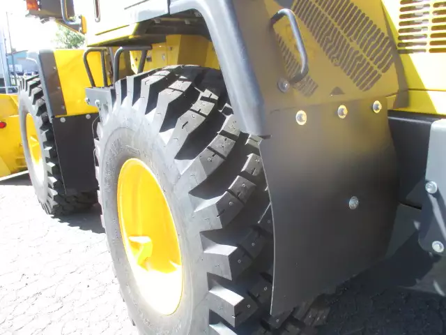 令和03年11月中古大型建設機械・フォークリフトコマツコマツの画像22