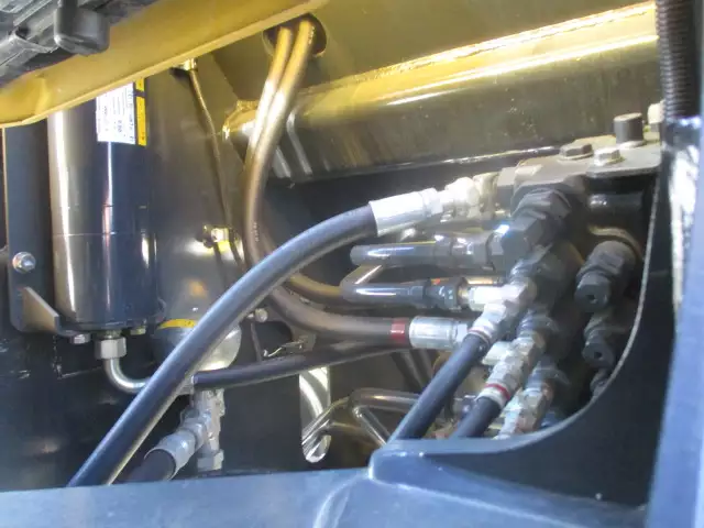 令和03年11月中古大型建設機械・フォークリフトコマツコマツの画像23