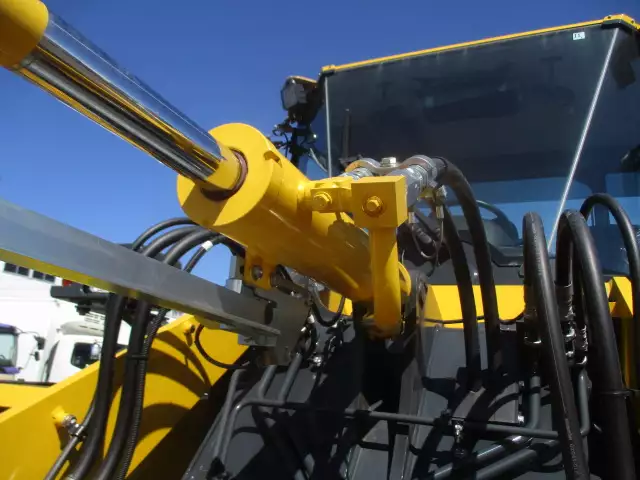 令和03年11月中古大型建設機械・フォークリフトコマツコマツの画像26