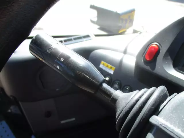 令和03年11月中古大型建設機械・フォークリフトコマツコマツの画像51