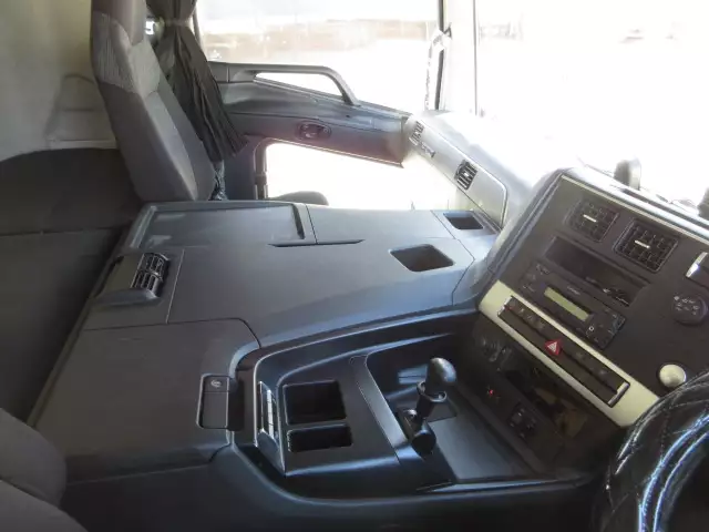 令和01年/平成31年09月中古大型トラクタヘッド三菱ふそうスーパーグレートの画像38