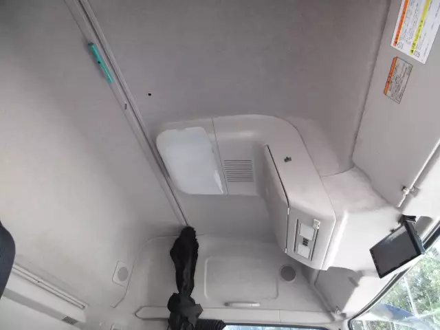 令和01年/平成31年09月中古大型トラクタヘッド三菱ふそうスーパーグレートの画像51