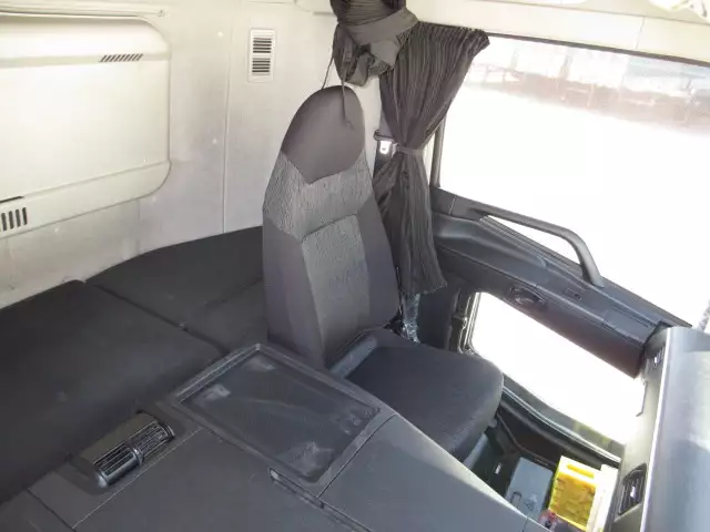 令和01年/平成31年09月中古大型トラクタヘッド三菱ふそうスーパーグレートの画像53