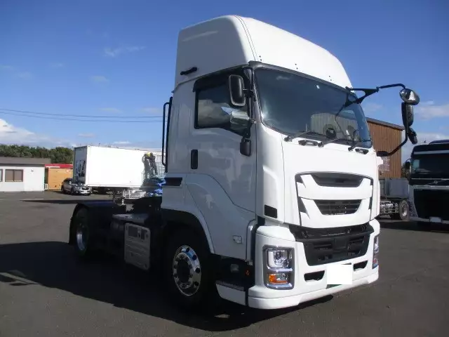 令和04年07月中古大型トラクタヘッドいすゞギガの画像3