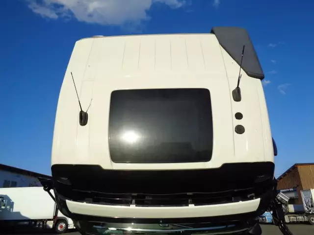 平成30年06月中古大型トラクタヘッドボルボトラックの画像36