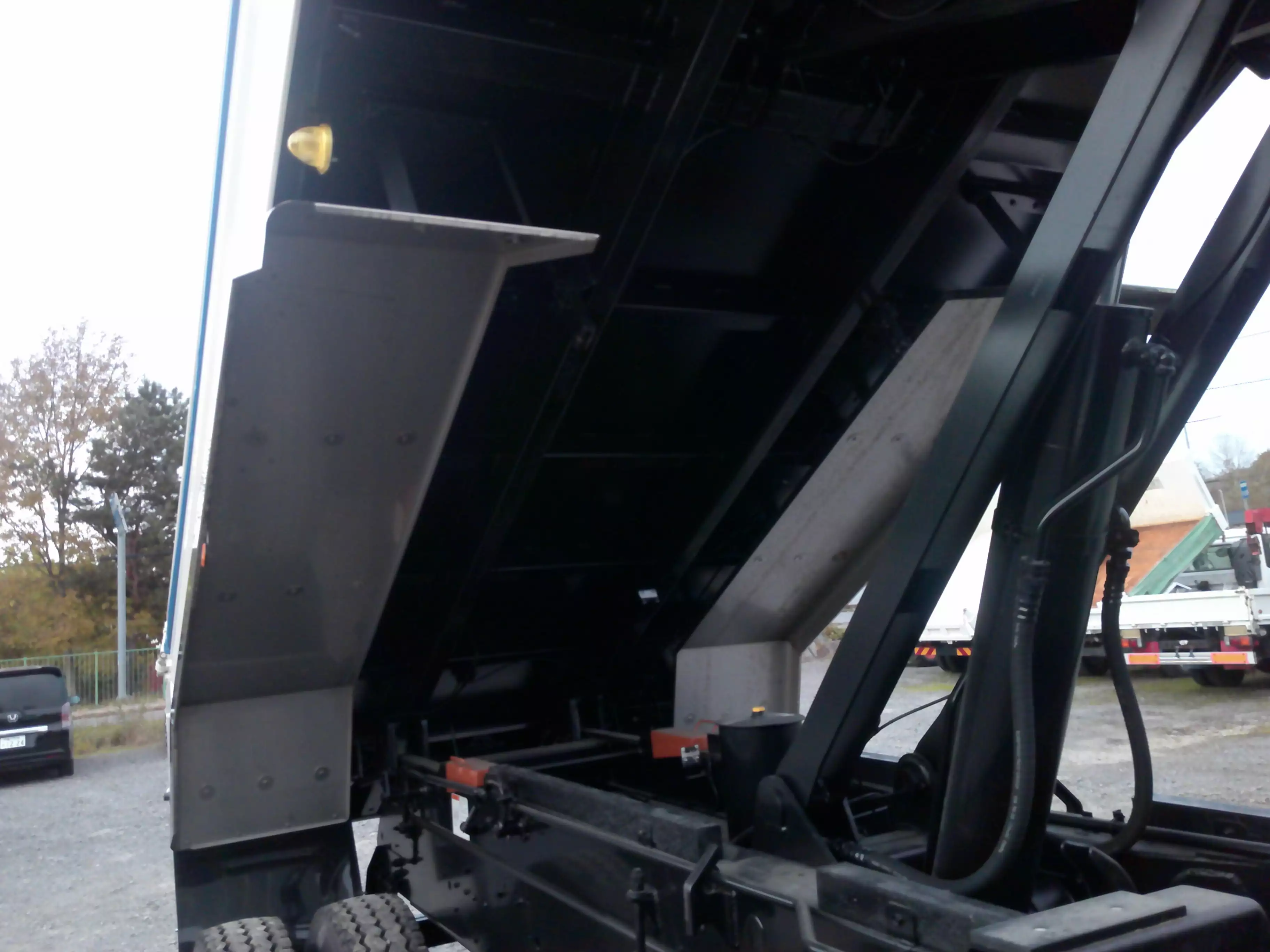 令和04年02月中古大型ダンプいすゞギガの画像16