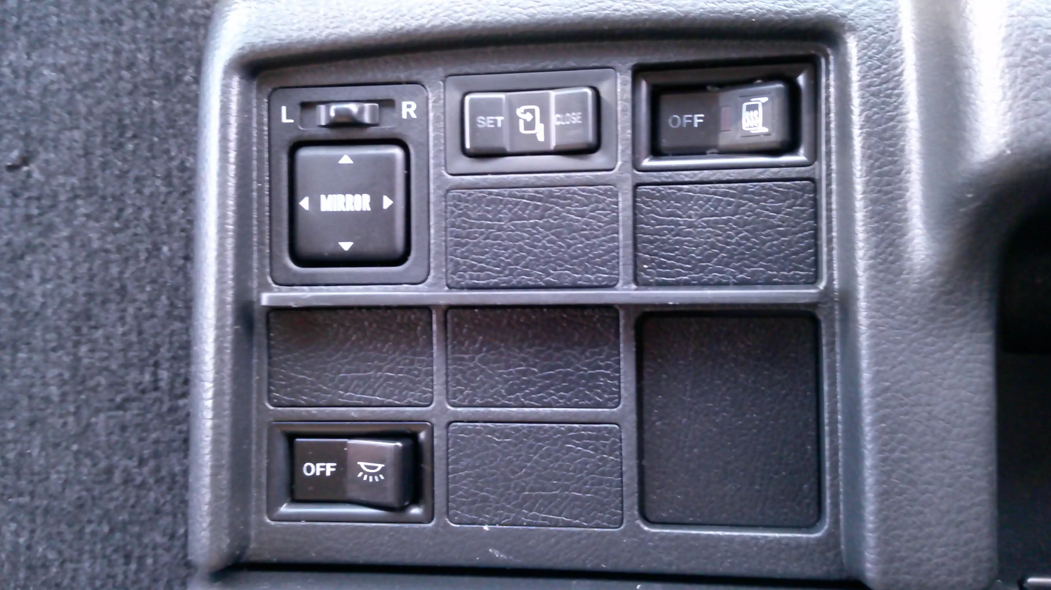 平成26年10月中古大型ダンプ日野プロフィアの画像27