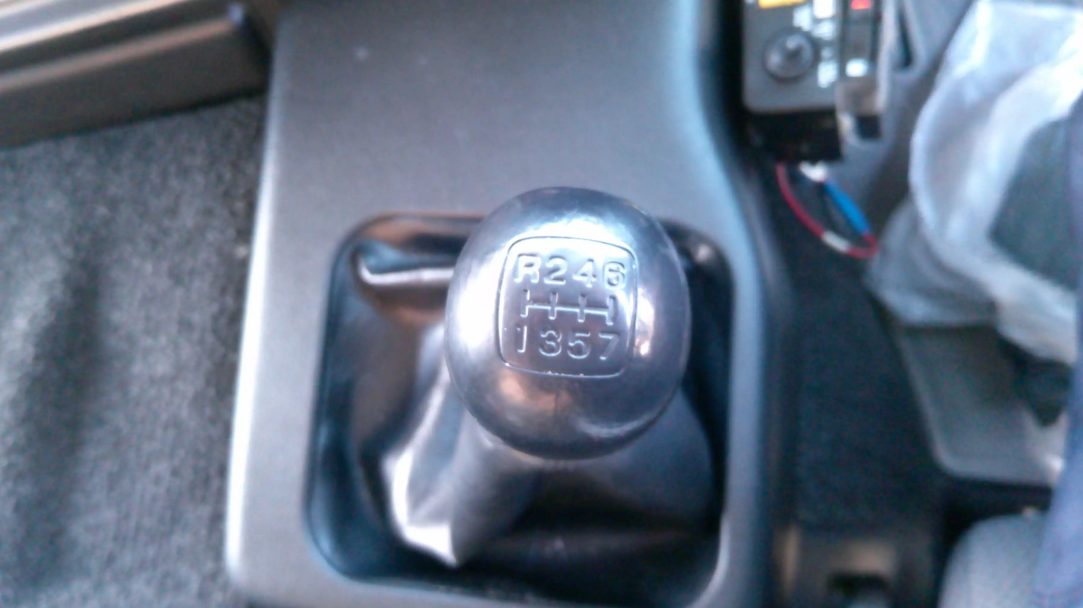 平成26年10月中古大型ダンプ日野プロフィアの画像29