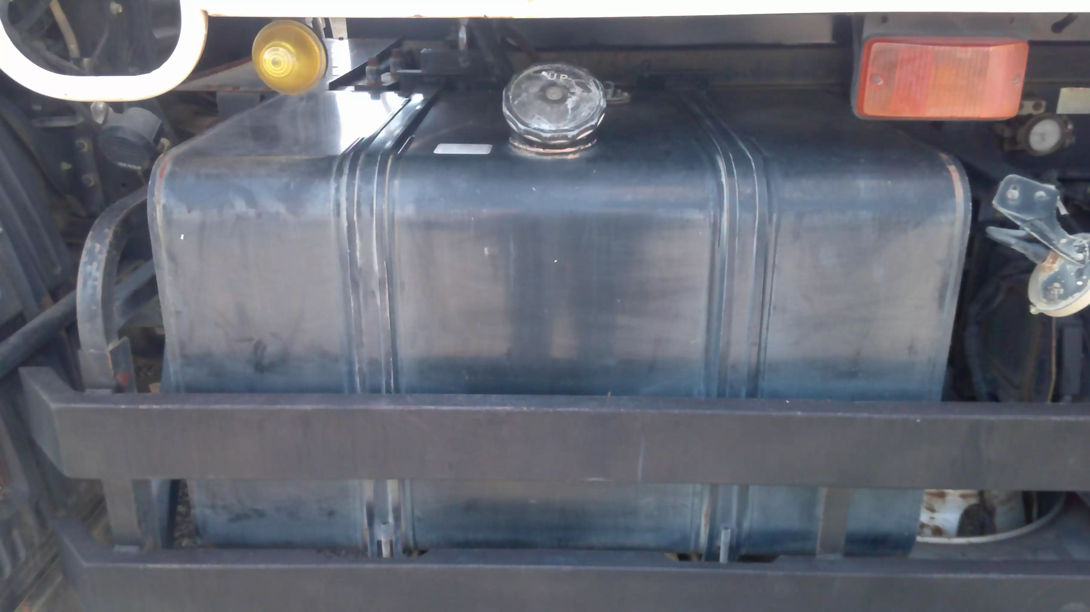 平成26年10月中古大型ダンプ日野プロフィアの画像8