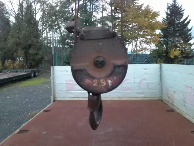 平成18年03月中古中型クレーン付いすゞフォワードの画像11