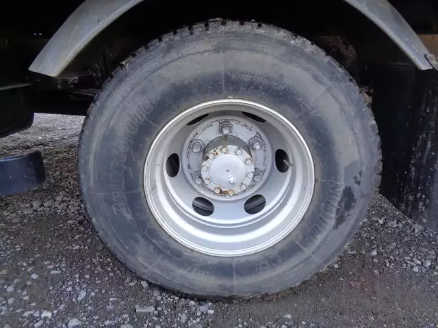 平成18年03月中古中型クレーン付いすゞフォワードの画像26