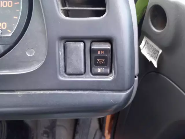 平成18年03月中古中型クレーン付いすゞフォワードの画像39