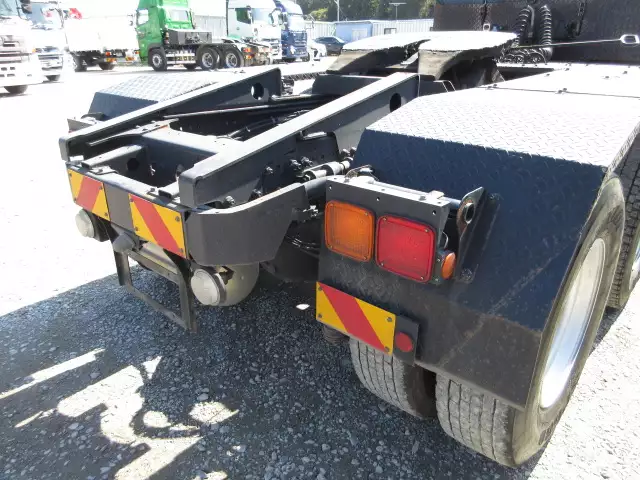 平成30年08月中古大型トラクタヘッド日野プロフィアの画像17