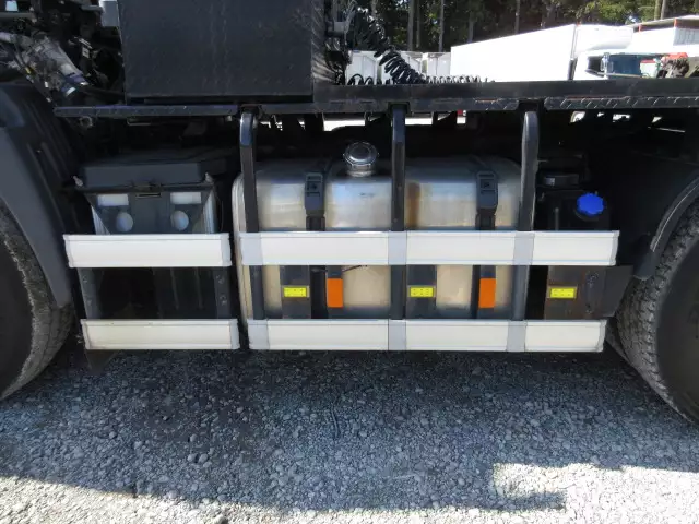 平成30年08月中古大型トラクタヘッド日野プロフィアの画像20