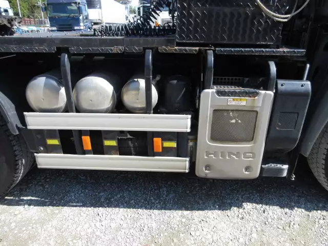 平成30年08月中古大型トラクタヘッド日野プロフィアの画像22