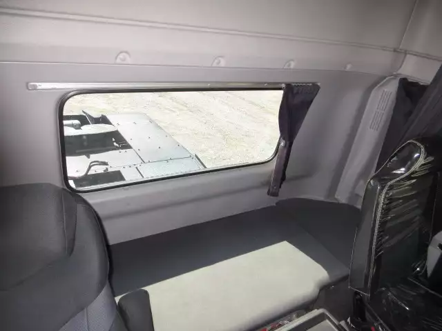 平成30年08月中古大型トラクタヘッド日野プロフィアの画像47