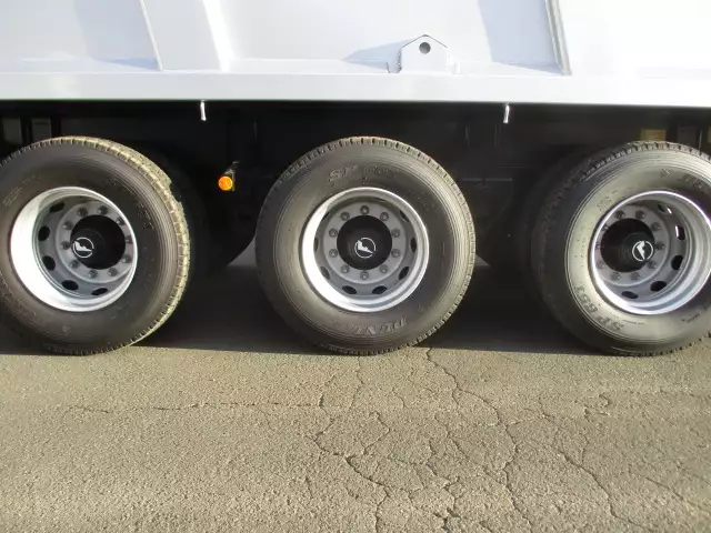 令和05年09月中古大型コンテナシャーシー日本フルハーフフルハーフの画像24