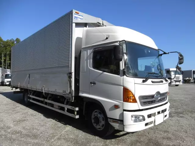 平成19年10月中古増トンアルミバン・ウィング日野レンジャーの画像3