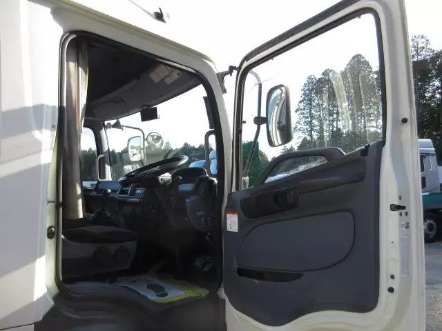 平成19年10月中古増トンアルミバン・ウィング日野レンジャーの画像32