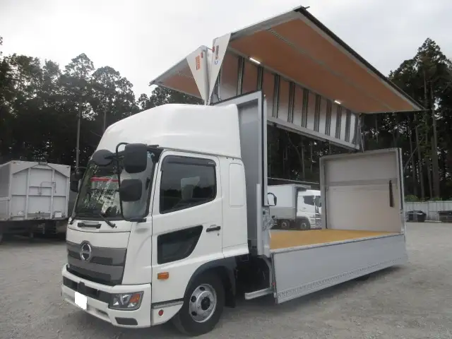 ☆車検付き(R6.11.29)☆ 令和4年 日野 4tアルミウィングPG 62ワイド ハイルーフ ゲート蓋 240馬力 MT6速 エアサス 積載:2,250㎏ 距離:600㎞の画像29
