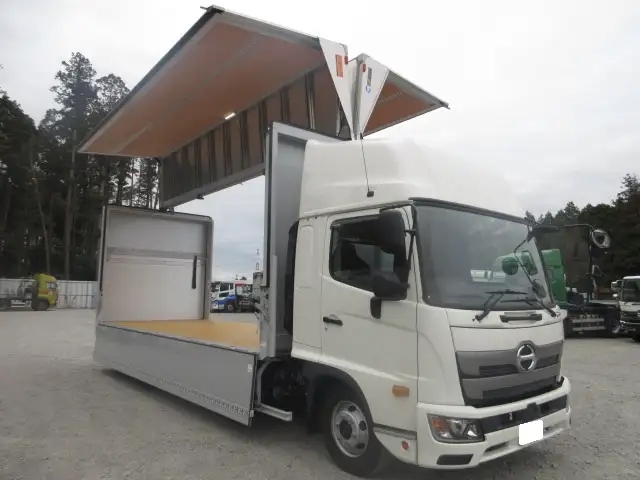 ☆車検付き(R6.11.29)☆ 令和4年 日野 4tアルミウィングPG 62ワイド ハイルーフ ゲート蓋 240馬力 MT6速 エアサス 積載:2,250㎏ 距離:600㎞の画像30